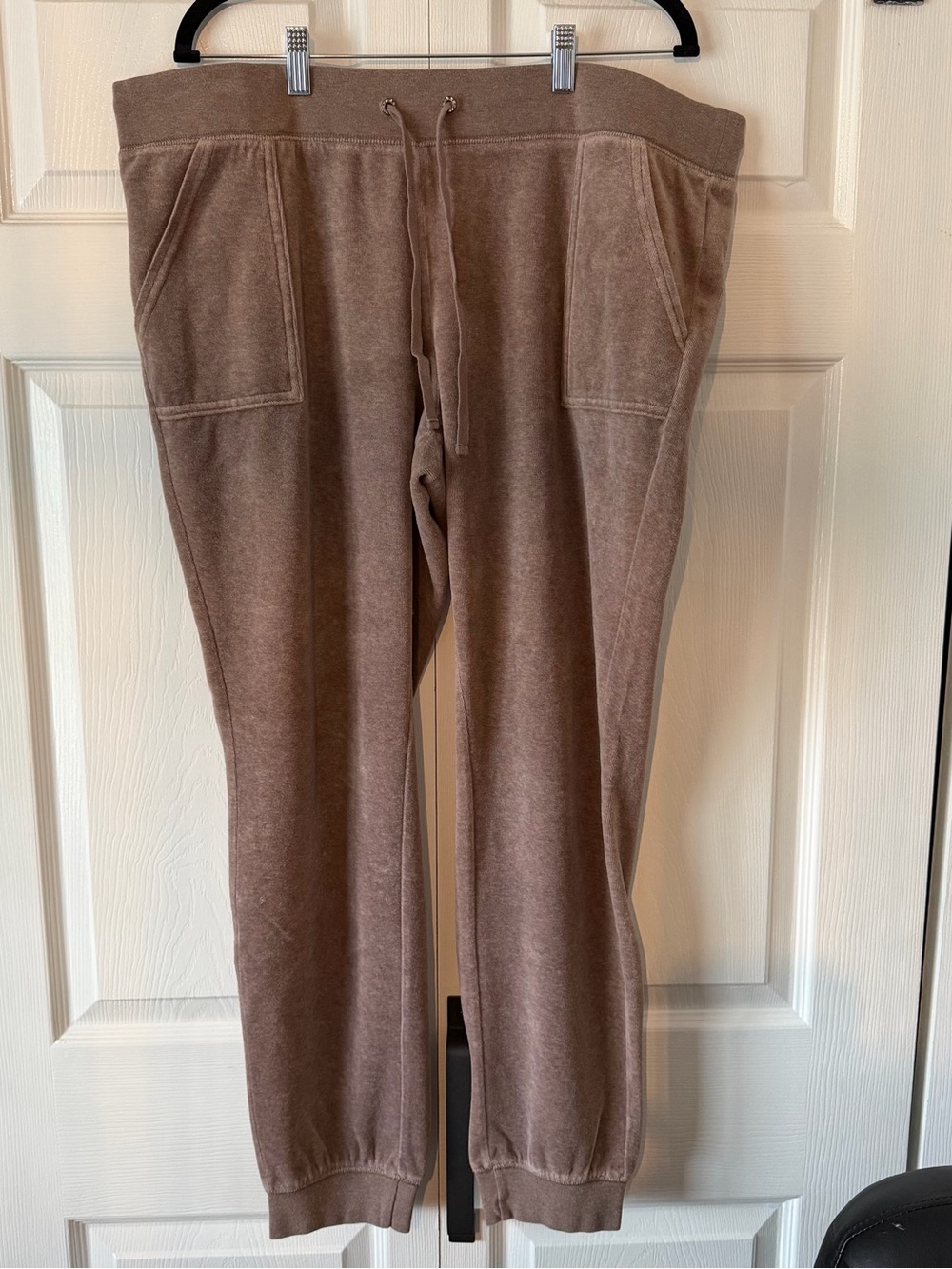 New York and Company Tan Joggers